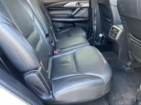 Used 2018 MAZDA CX-9 Touring FWD image 20