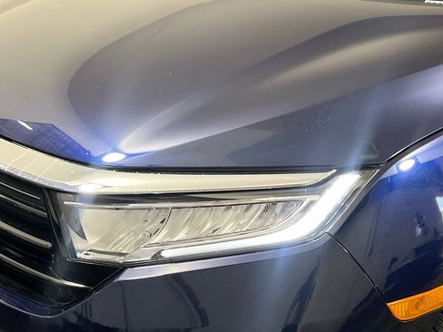Used 2024 Honda Odyssey EX-L image 11