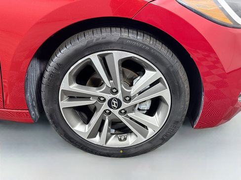 Used 2017 Hyundai Elantra Limited w/ Limited Ultimate Package 05 image 32