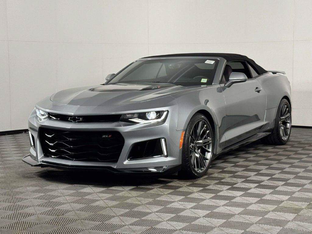 Used 2023 Chevrolet Camaro ZL1 RWD image 7