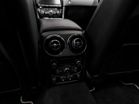 Used 2019 Jaguar XJ L Portfolio image 31