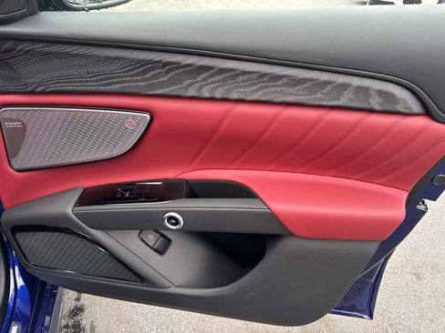 New 2026 Maserati Grecale Modena image 20