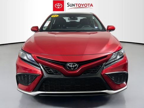 Used 2022 Toyota Camry XSE image 10
