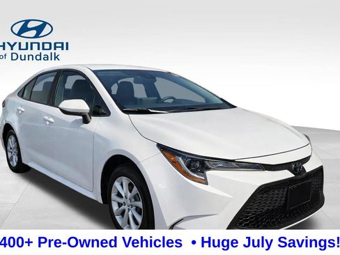 Used 2021 Toyota Corolla LE FWD image 3