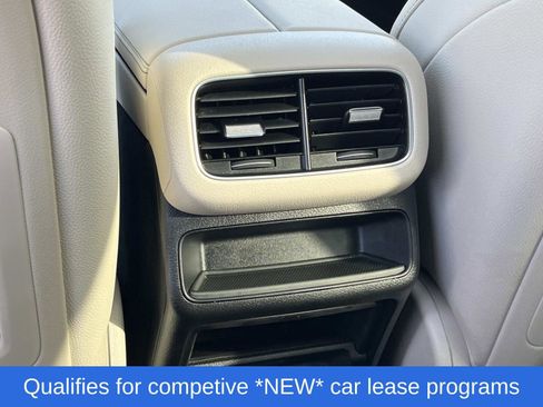 Used 2025 Mercedes-Benz GLE 350 4MATIC image 14