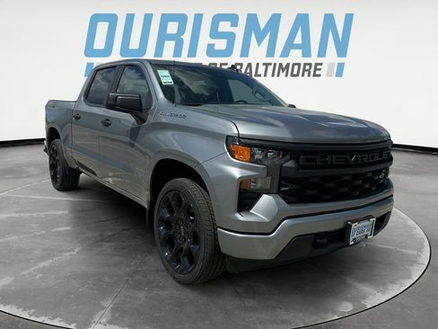 New 2026 Chevrolet Silverado 1500 Custom AWD/4WD image 1