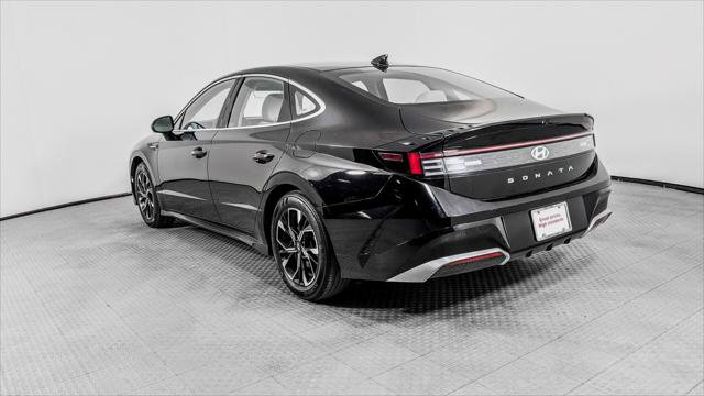 Used 2025 Hyundai Sonata SEL FWD image 6