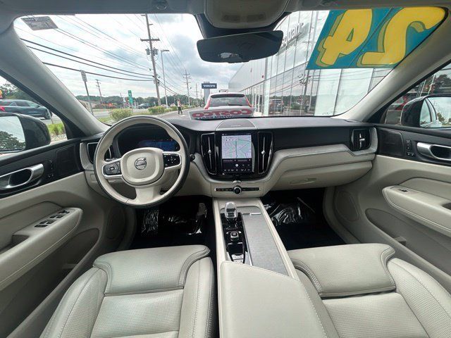Used 2024 Volvo XC60 B5 Ultimate w/ Protection Package Premier AWD/4WD image 17