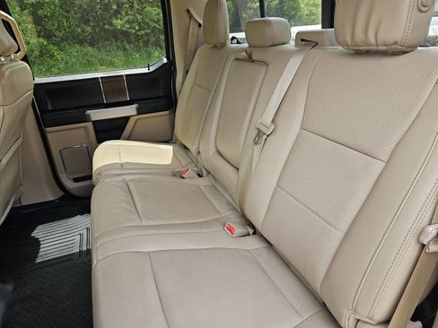 Used 2017 Ford F150 Lariat w/ Equipment Group 502A Luxury image 15