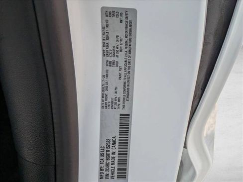 New 2026 Chrysler Pacifica Select image 18