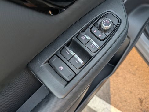 Certified 2025 Subaru Forester Limited image 26