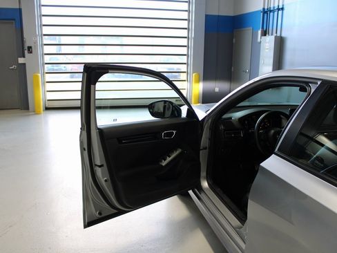 Used 2025 Honda Civic FWD Hybrid Sedan image 7