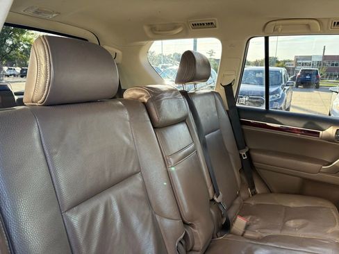 Used 2017 Lexus GX 460 Premium w/ Premium Package AWD/4WD image 23