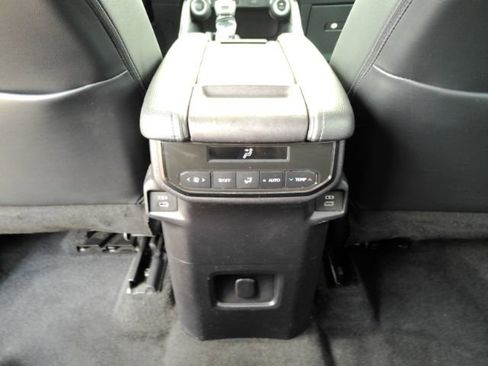 Used 2024 Toyota Grand Highlander FWD image 31
