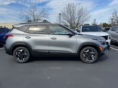 New 2026 Kia Seltos S image 2