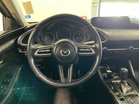 Used 2021 MAZDA MAZDA3 s FWD image 21