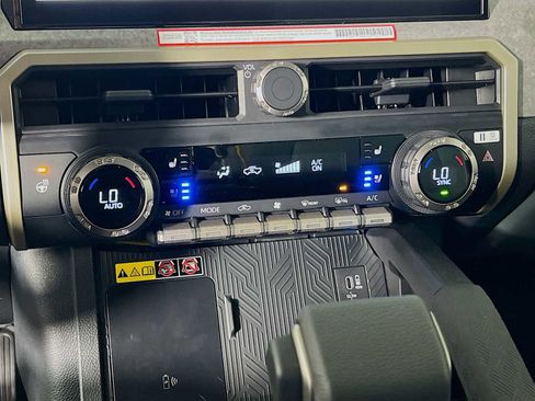 New 2025 Toyota Tacoma 4x4 Double Cab Hybrid image 11