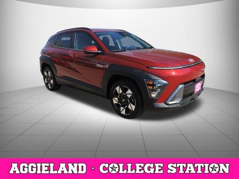 Used 2024 Hyundai Kona SEL image 3