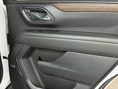 Used 2024 Chevrolet Tahoe High Country image 43