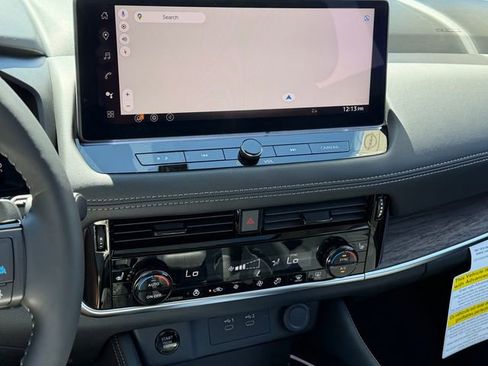 New 2026 Nissan Rogue Platinum AWD/4WD image 18