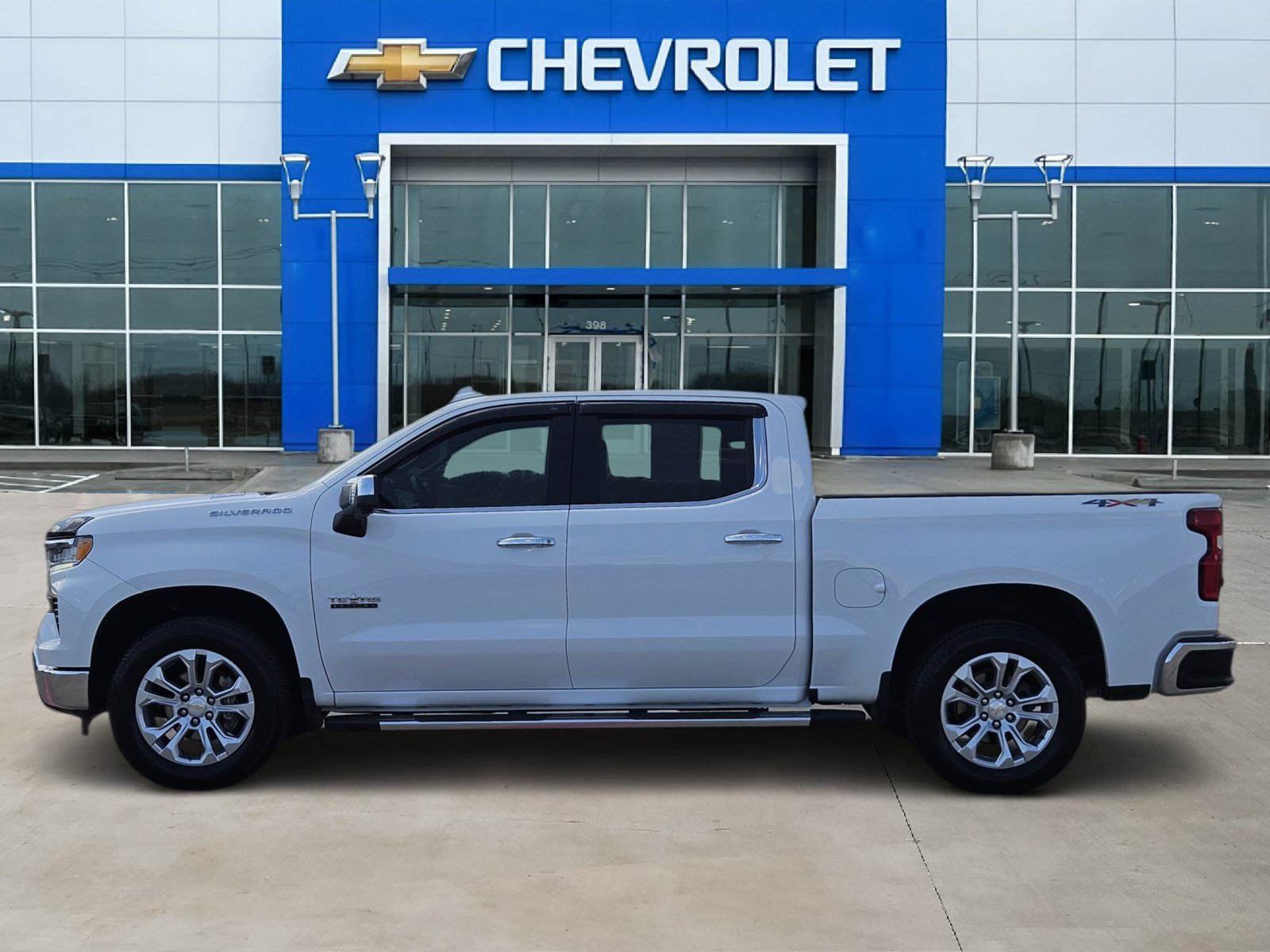 Certified 2025 Chevrolet Silverado 1500 LTZ w/ LTZ Premium Texas Edition AWD/4WD image 3