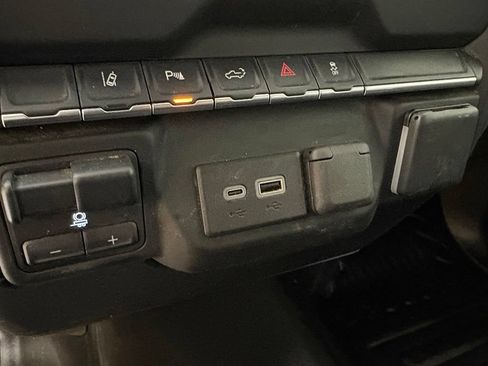 Used 2024 Chevrolet Silverado 2500 W/T w/ WT Convenience Package AWD/4WD image 40