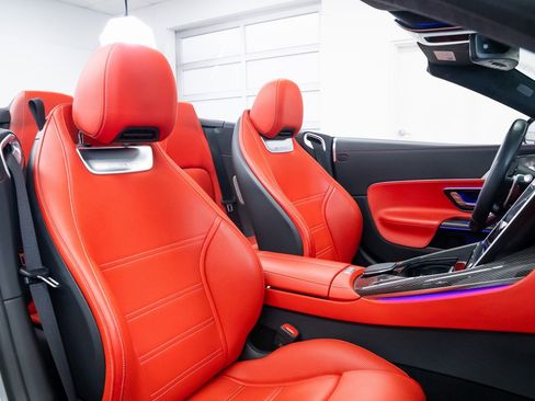 Used 2022 Mercedes-Benz SL 63 AMG 4MATIC image 23