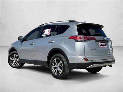 Used 2017 Toyota RAV4 XLE image 13