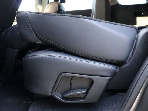 Used 2019 Kia Sorento EX FWD image 12