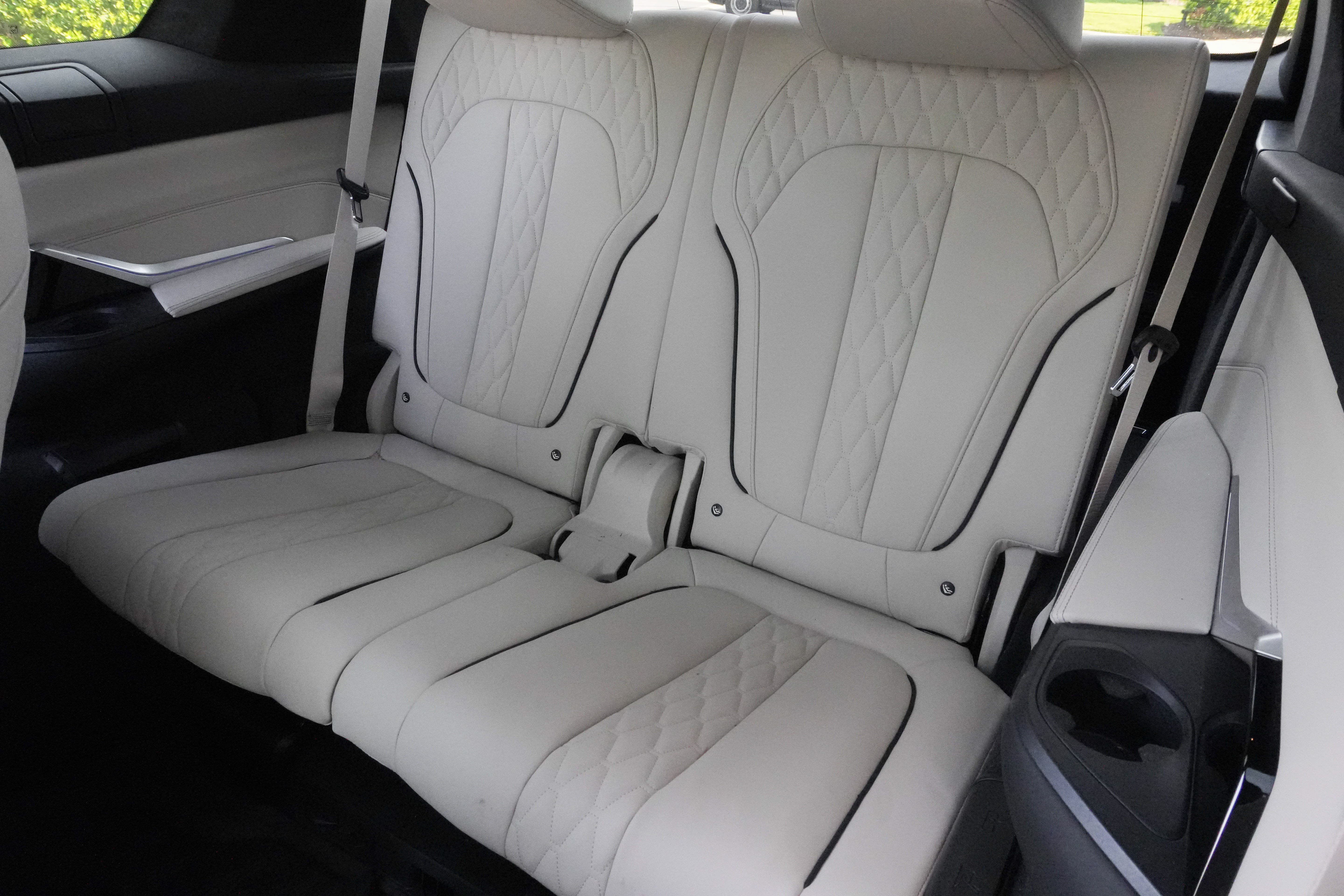Certified 2024 BMW X7 M60i AWD/4WD image 44