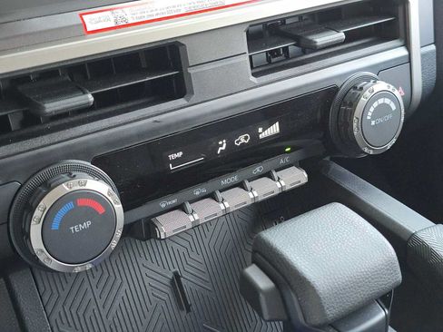 Certified 2026 Toyota 4Runner SR5 AWD/4WD image 35