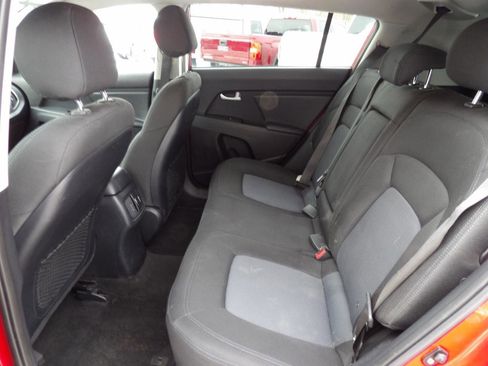Used 2015 Kia Sportage LX image 18