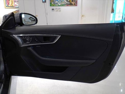 Used 2021 Jaguar F-TYPE R image 37