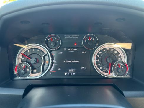 Used 2018 RAM 1500 Outdoorsman AWD/4WD image 16