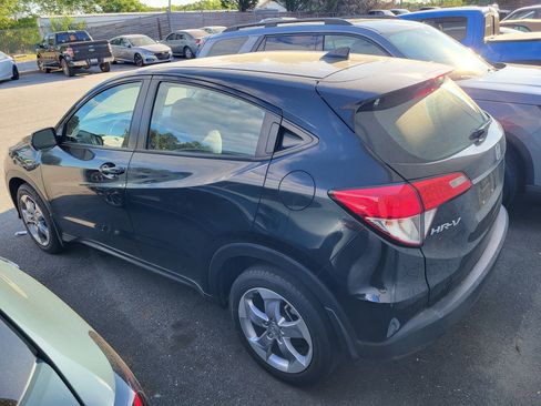 Used 2021 Honda HR-V LX image 5