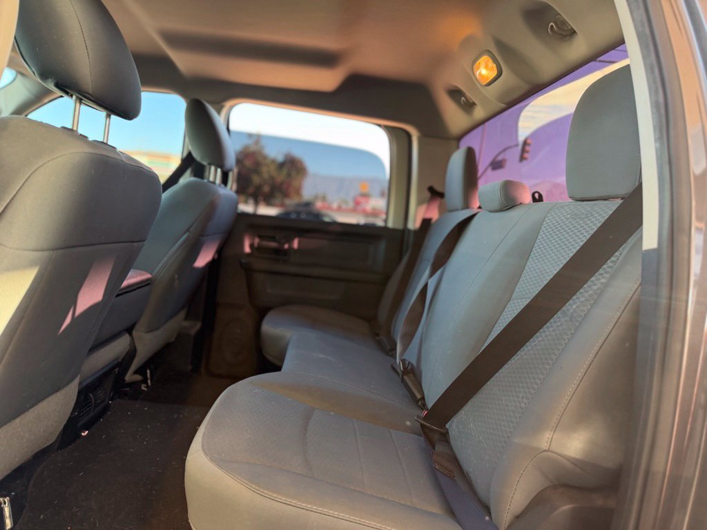 Used 2016 RAM 2500 Tradesman w/ Chrome Appearance Group AWD/4WD image 4