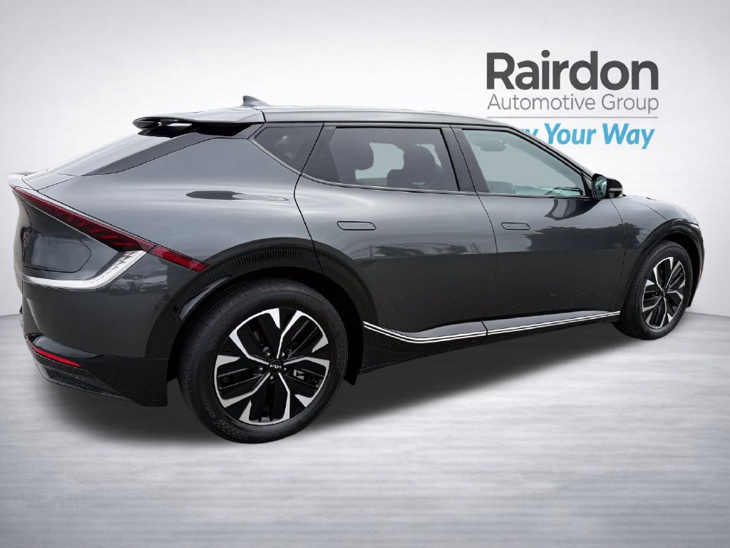 Certified 2023 Kia EV6 Wind AWD/4WD image 7