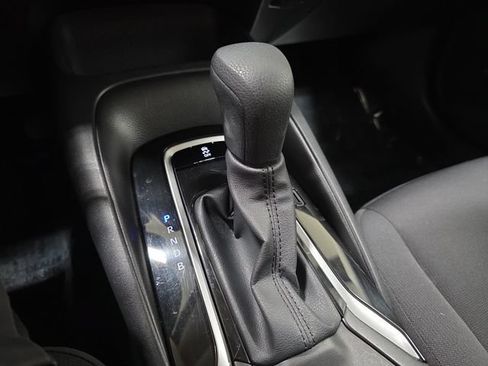 Certified 2025 Toyota Corolla LE FWD image 20