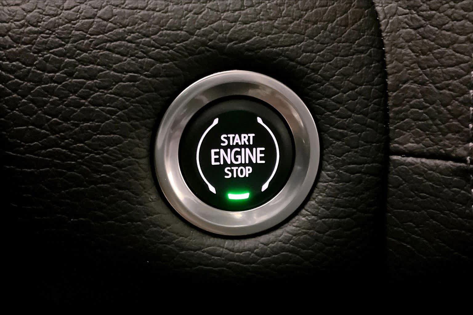 Used 2022 GMC Yukon Denali AWD/4WD image 31
