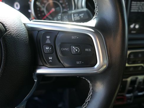 Used 2021 Jeep Wrangler Unlimited Rubicon AWD/4WD image 15