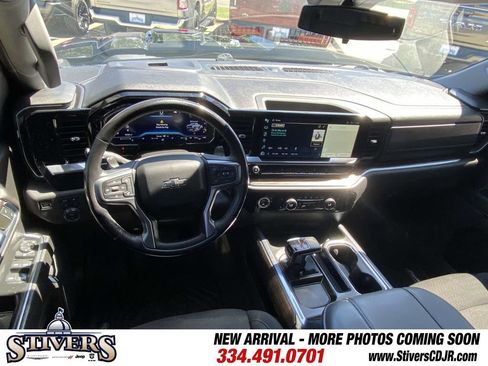 Used 2023 Chevrolet Silverado 1500 LT Trail Boss image 15