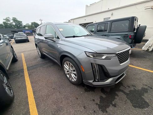 Used 2020 Cadillac XT6 Premium Luxury AWD/4WD image 5