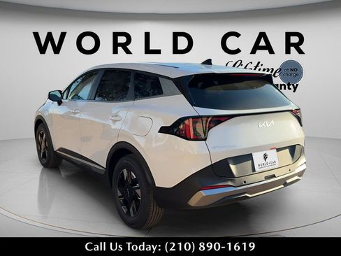 New 2026 Kia Sportage LX image 5