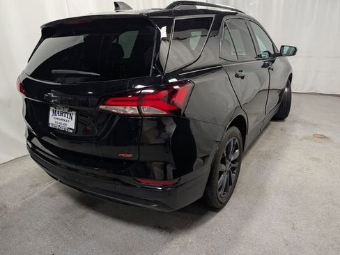 Certified 2024 Chevrolet Equinox RS FWD image 3