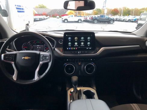 Certified 2024 Chevrolet Blazer LT w/ Convenience Package image 17