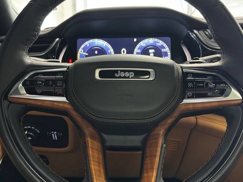 Certified 2023 Jeep Grand Cherokee L Summit AWD/4WD image 18
