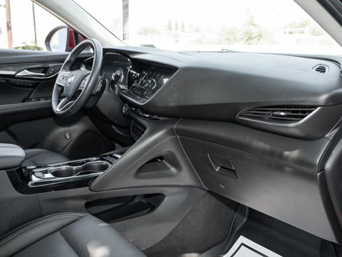 Used 2023 Buick Envision Essence image 42