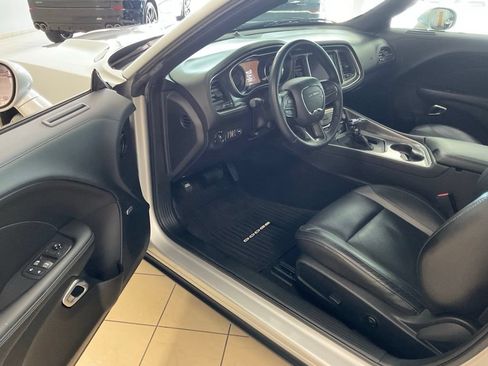 Used 2020 Dodge Challenger SXT w/ Plus Package RWD image 9
