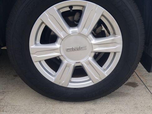 Used 2015 GMC Terrain SLE FWD image 22