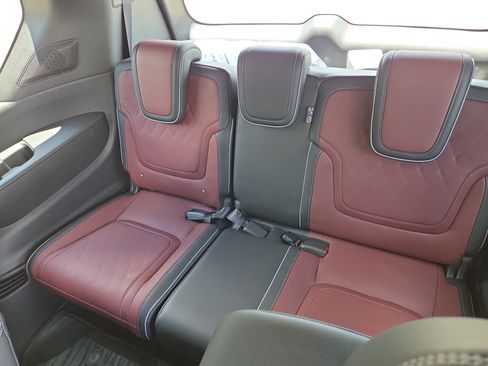 Used 2026 INFINITI QX80 Autograph w/ Premium Cargo Package AWD/4WD image 9